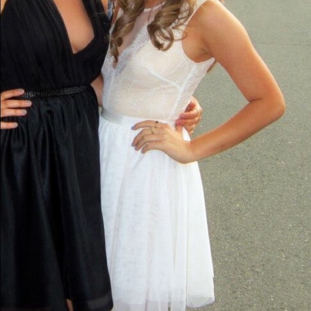 NWT bebe dress!!! - Picture 4 of 7